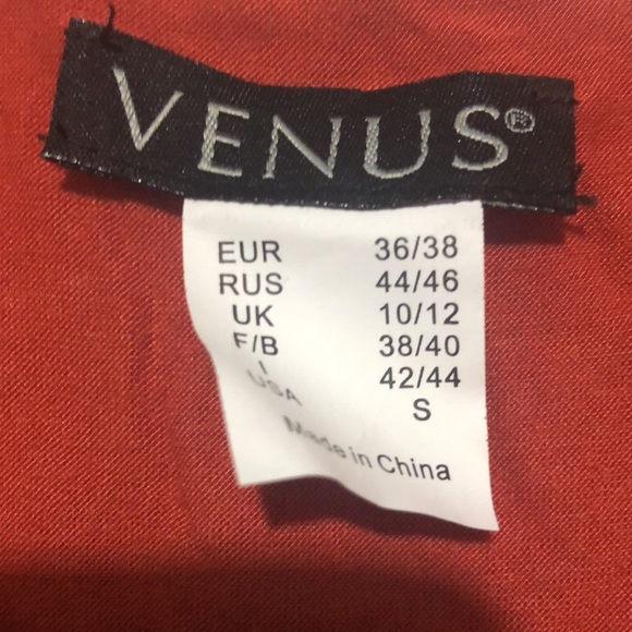 Pleated braided burnt orange top - Picture 2 of 2